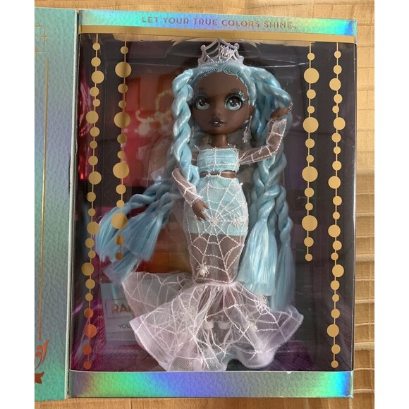 COPY - Shadow High Rainbow Vision Costume Ball Robin Sterling 2022 Special Edit… - Picture 3 of 5